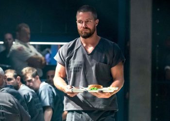 Estreno de la temporada 7 de Arrow en SYFY España.
