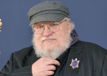 George R.R. Martin se siente presionado frente al éxito de Juego de Tronos.