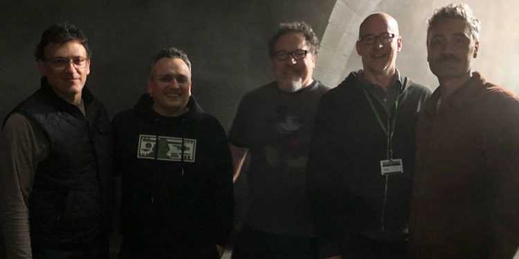 Joe Russo habla sobre el trabajo de Jon Favreau en ‘The Mandalorian’.