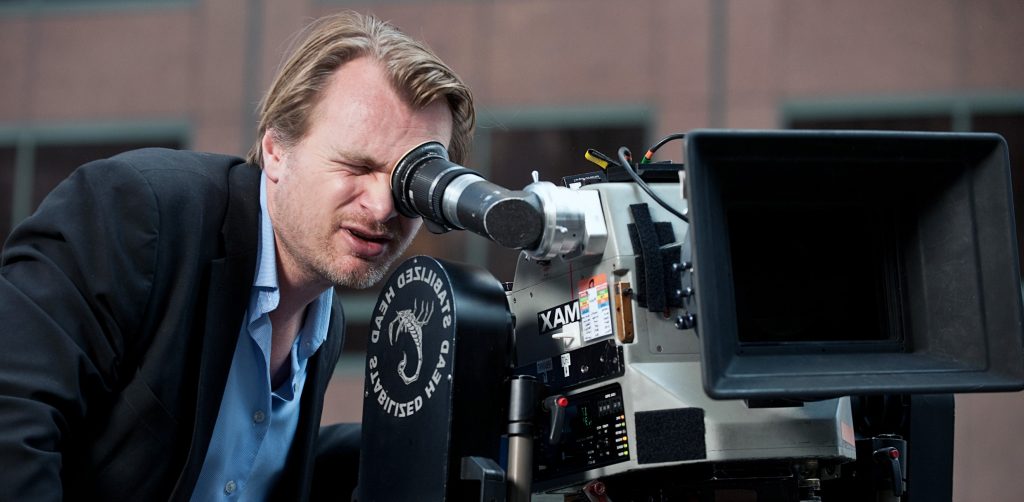 Warner Bros pone fecha de estreno a la nueva película de Christopher Nolan.