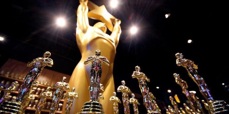 La Academia rectifica: no entregarán ningún Oscar durante los anuncios.