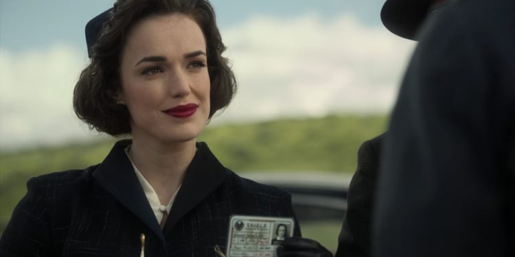 Agents of SHIELD - Simmons como Peggy Carter