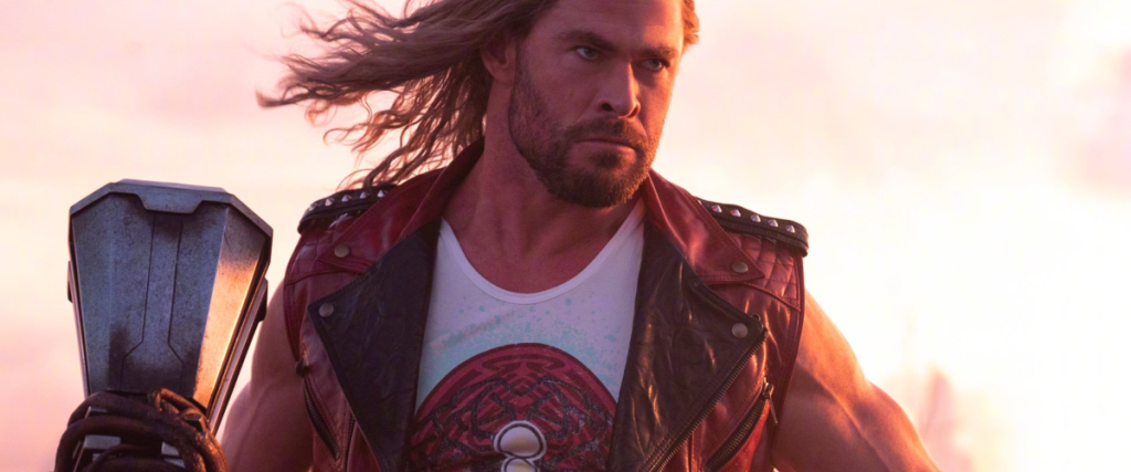 Thor: Love and Thunder entra en el TOP 3 estrenos del año 2022 y mantiene el gran nivel veraniego. Minions cae al 2º lugar.